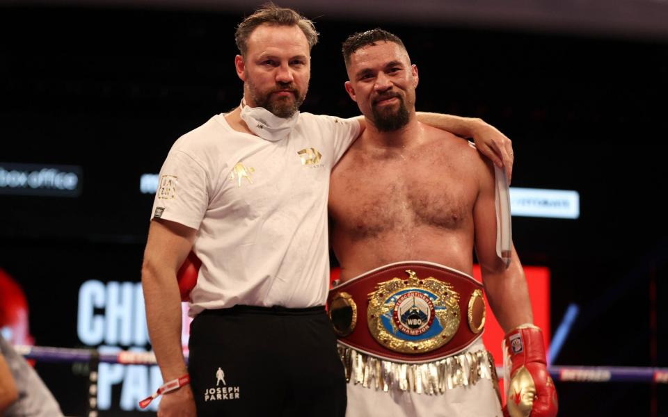 Joseph Parker recovers from seven-second knockdown to edge out Derek Chisora - Mark Robinson