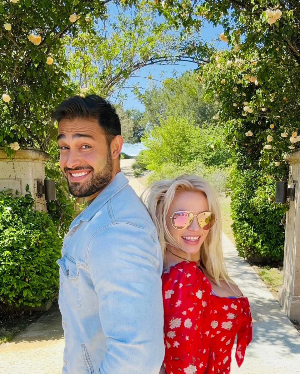 Sam Asghari Shares Photo With Britney Spears Amid Alleged Drug Abuse Drama