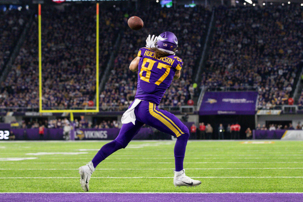 Inside the JC Tretter Vikings drama; Kirk Cousins' rough scrimmage - Sports  Illustrated Minnesota Sports, News, Analysis, and More