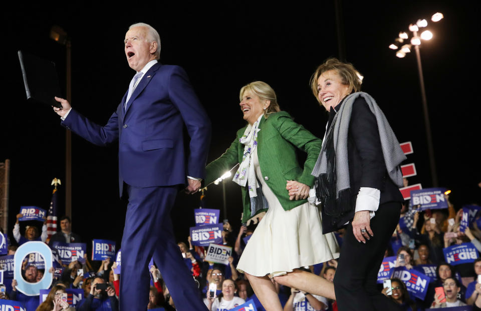 LOS ANGELES, CALIFORNIA - MARCH 03: Democratic presidential candidate former Vice President Joe Biden (L) arrives with wife Jill (C) and sister Valerie (R) at a Super Tuesday campaign event at Baldwin Hills Recreation Center on March 3, 2020 in Los Angeles, California. Biden is hoping his make-or-break victory in the South Carolina primary has influenced Super Tuesday voters to lean toward him.  (Photo by Mario Tama/Getty Images)