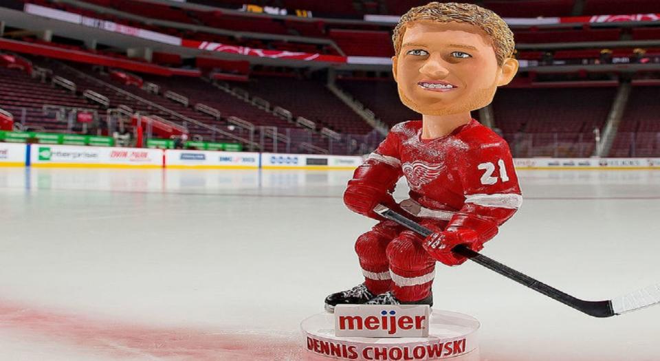 Denis Cholowski bobblehead (via Dave Reginek, Getty Images)