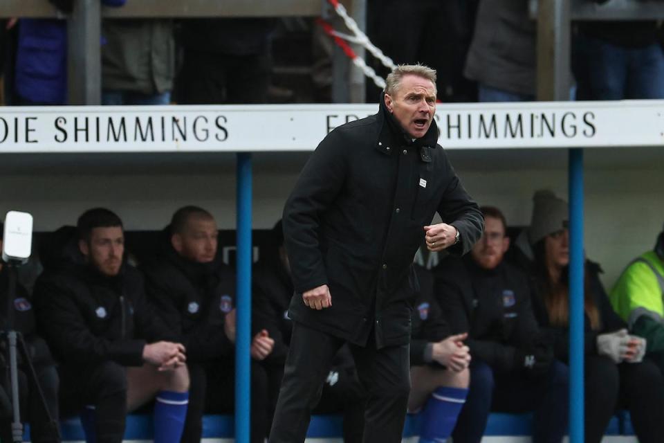 Paul Simpson will take his Carlisle side to Derby today - with Wanderers hoping he can cause a shock <i>(Image: Camerasport)</i>