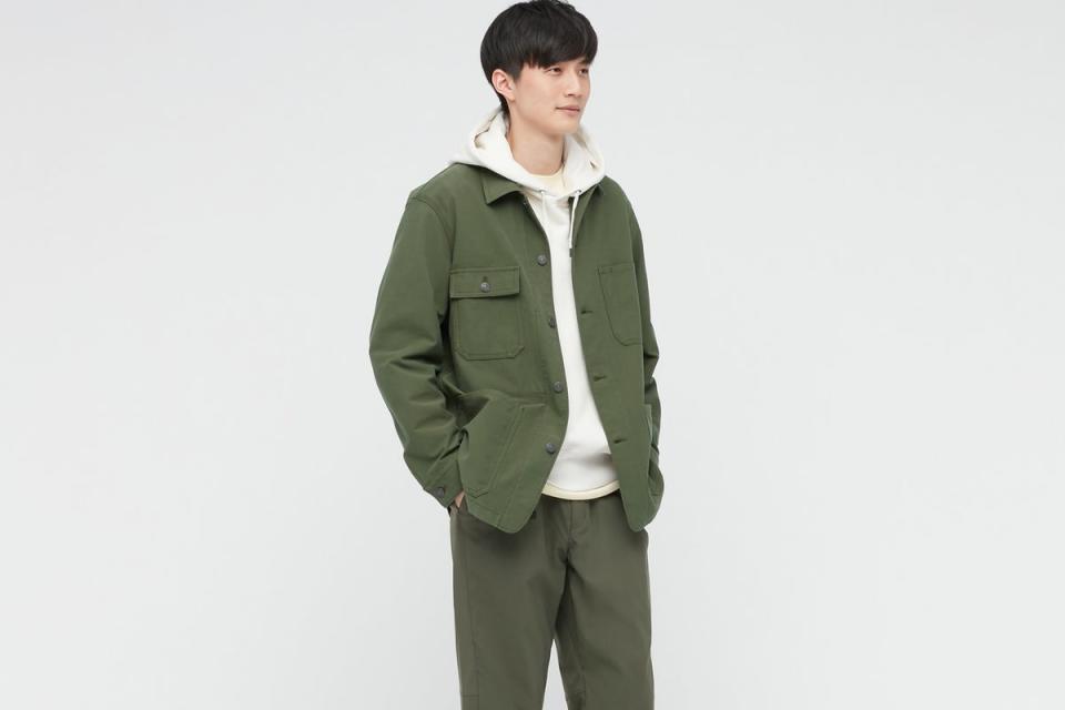  (Uniqlo)