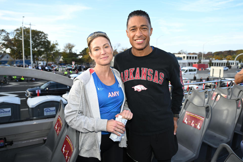 Amy Robach and T.J. Holmes at the New York City Marathon on Nov. 6, 2022. / Credit: Bryan Bedder/New York Road Runners via Getty Images