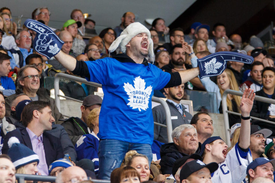 It's not official just yet, but MLSE is planning to have 100 percent crowd capacity at both Maple Leafs and Raptors home games this fall. (Getty)