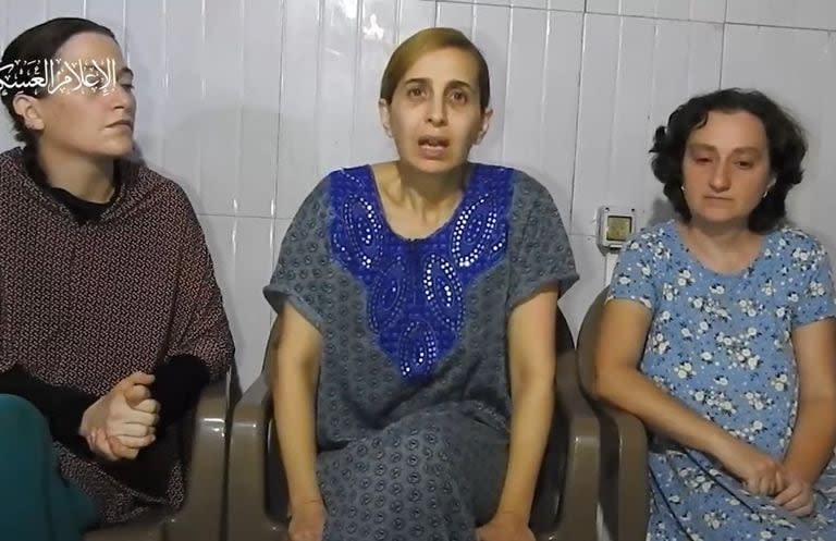 El video de tres supuestas rehenes capturadas por Hamas.