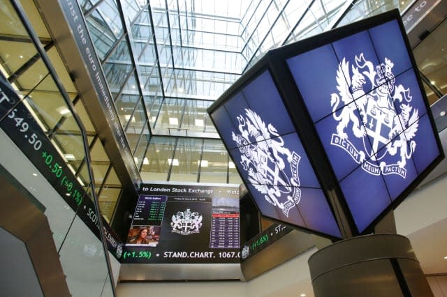 FTSE reaches 7,000 points