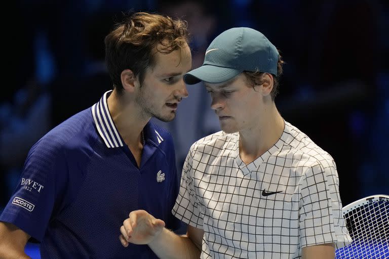 Daniil Medvedev le ganó a Jannick Sinner las cinco veces que se enfrentaron