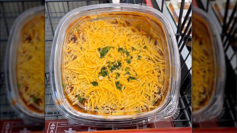 Costco beef chili in a shopping cart