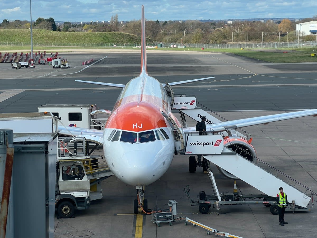 easyJet Airbus A320 at Birmingham airport (Simon Calder)