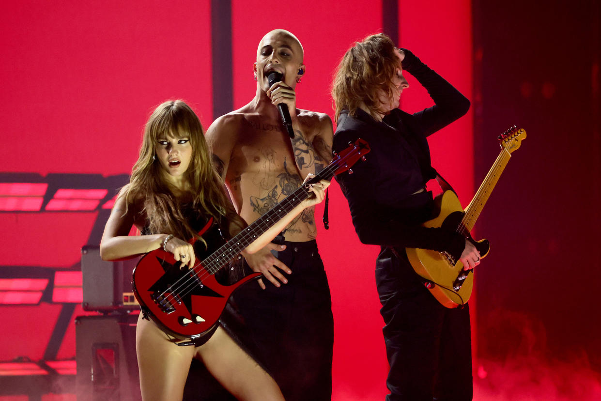 Maneskin Returns to MTV Video Music Awards Stage After Victoria De Angelis’ 2022 Wardrobe Malfunction