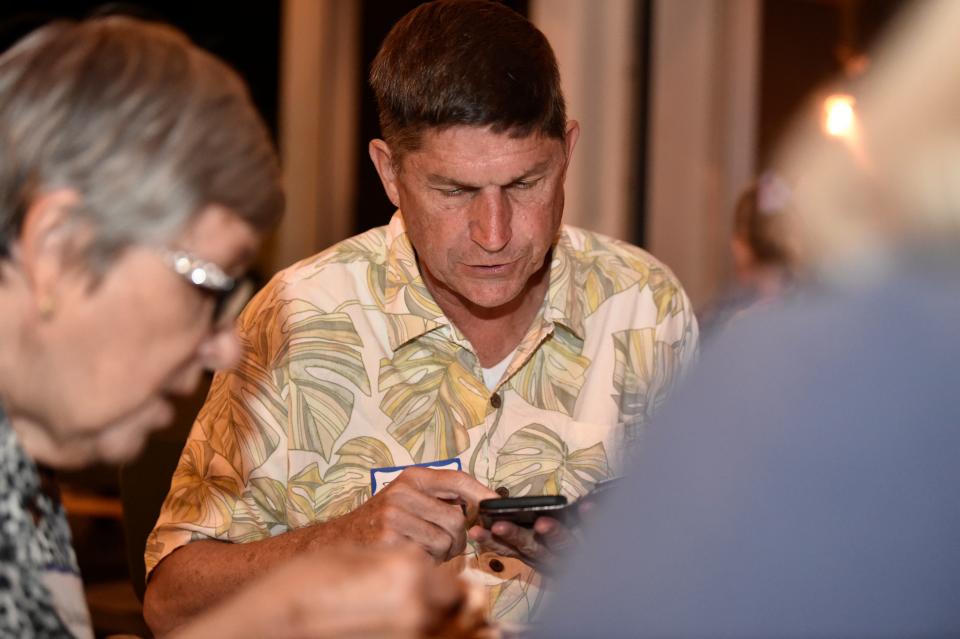 Political newcomer Ron Smith, who finished with 49.1% of the vote, for Seat 5 between was edged out by winner Rick Howard, off camera, who finished with 50.9% of the vote. Smith, attended dinner at the Tamiami Tap Restaurant in Sarasota where the Democrats held their election party.