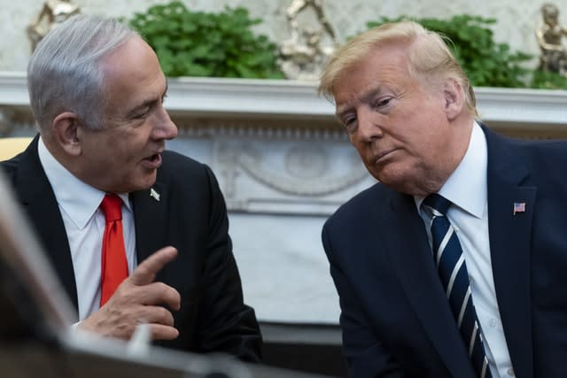 Benjamin Netanyahu with Donald Trump at the White House