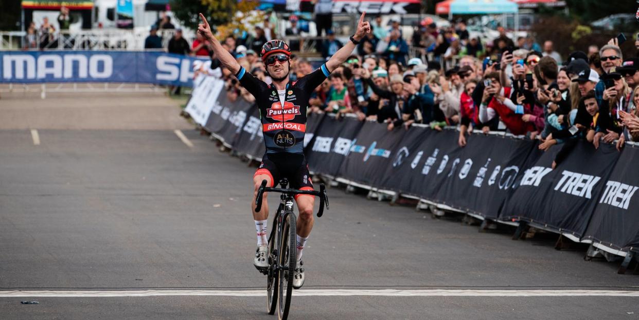 eli iserbyt takes round one of the world cup at the trek cx cup in waterloo, wisconsin during the weekend of october 7 8 9 2022