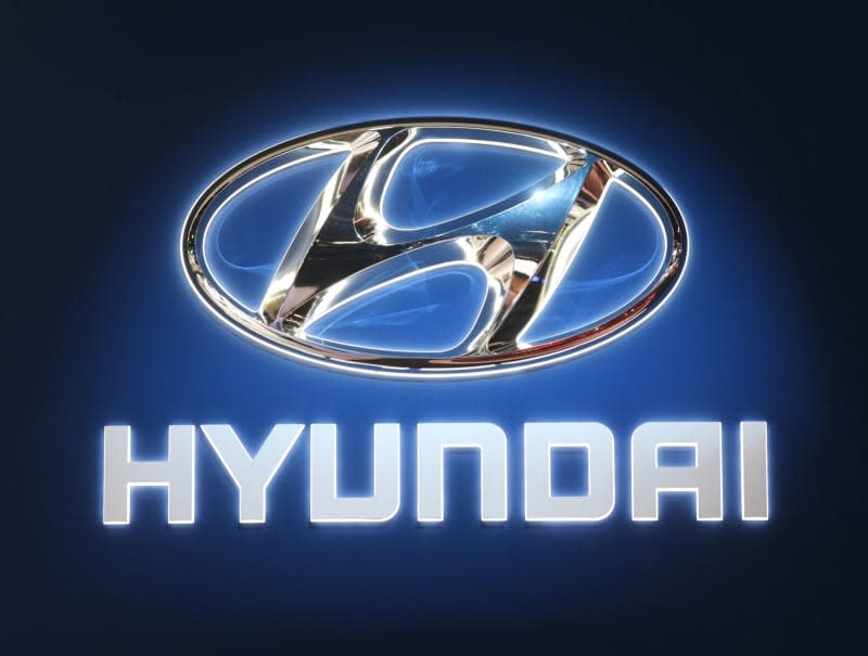 A Hyundai logo is seen at the North American International Auto Show (NAIAS) in Detroit, Michigan, on the second day of press. Hyundai Motor and its smaller sister company Kia together sold last year more than 7 million cars for the first time since 2019. Uli Deck/dpa