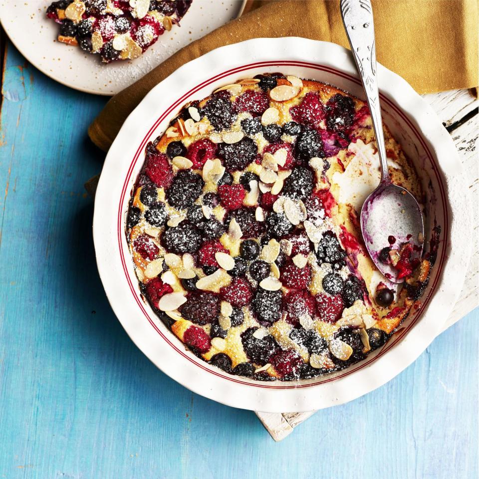 bursting berry bake