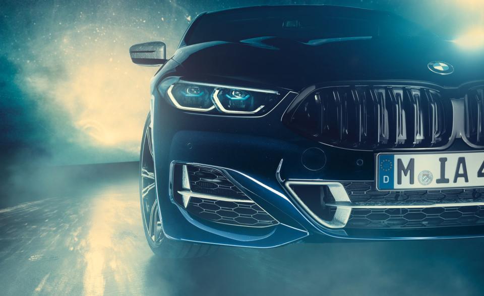<p>BMW hasn't only applied cosmetic cosmic enhancements to this 8-series. The one-off M850i has 3D-printed aluminum brake calipers with a "bionic design." </p>