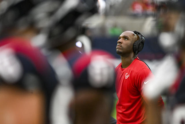 DeMeco Ryans takes blame for Texans' poor run defense against the