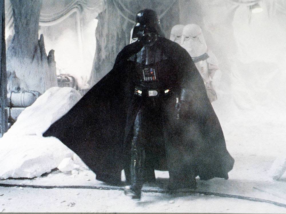 Darth Vader in "Das Imperium schlägt zurück" (Bild: imago images / United Archives)