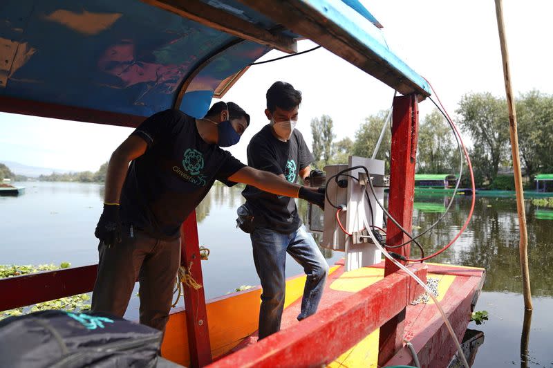 Mexican scientists deploy nanotechnology to clean up Xochimilco canals