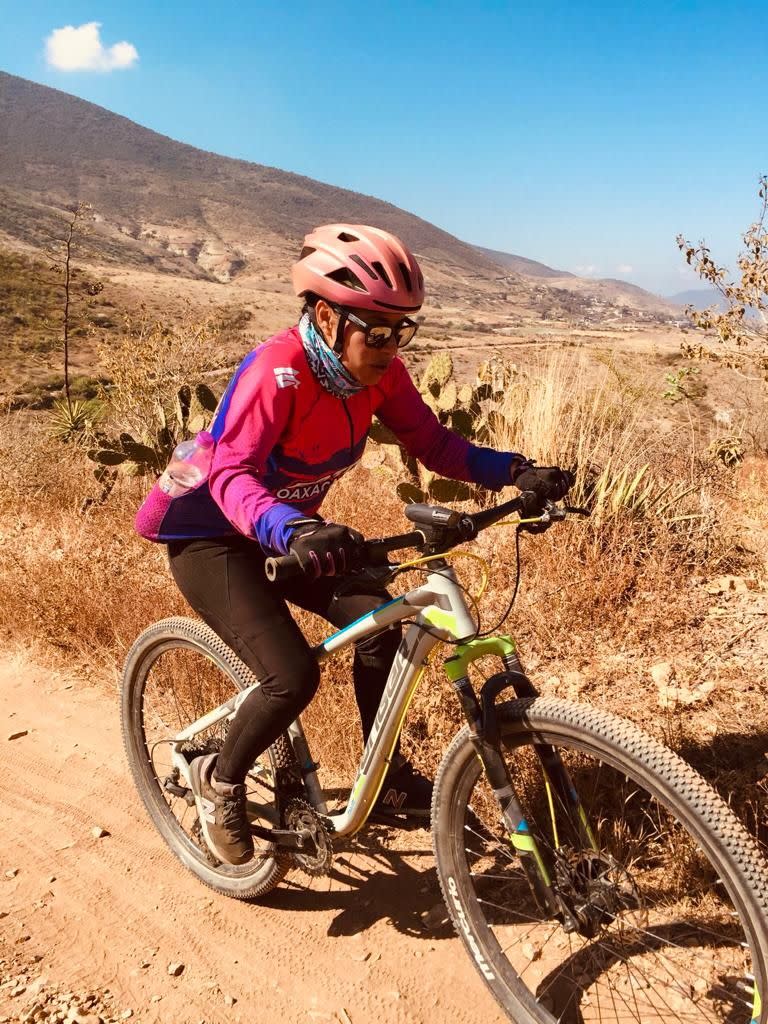 betty mateos riding a bike