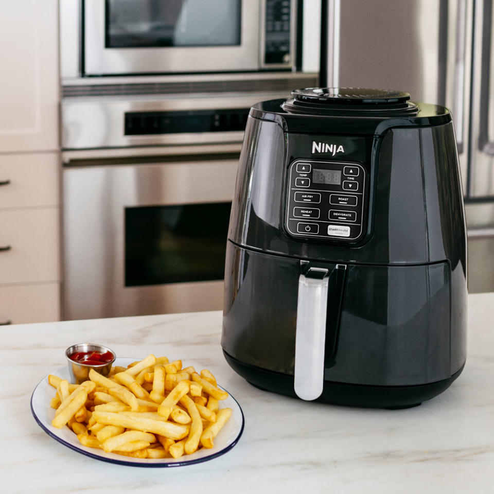 Walmart's deals on cookware and kitchen appliances like KitchenAid mixers and Instant Pots are not to be missed.