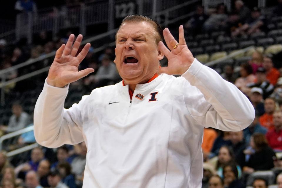 Illinois head coach Brad Underwood disagrees with a call during the first half of a college basketball game against Houston in the second round of the NCAA tournament in Pittsburgh, Sunday, March 20, 2022. (AP Photo/Gene J. Puskar)
