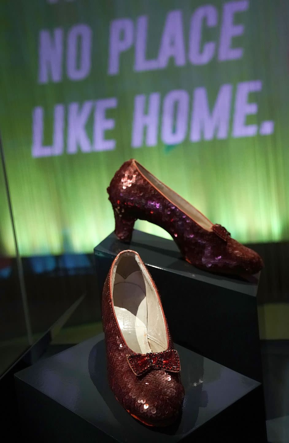 4) Now you can see the shoes in the Smithsonian.