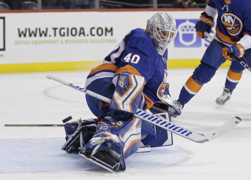 Robin Lehner was a wall in his first game since detailing the heavy demons that plagued him in the past. (AP Photo)