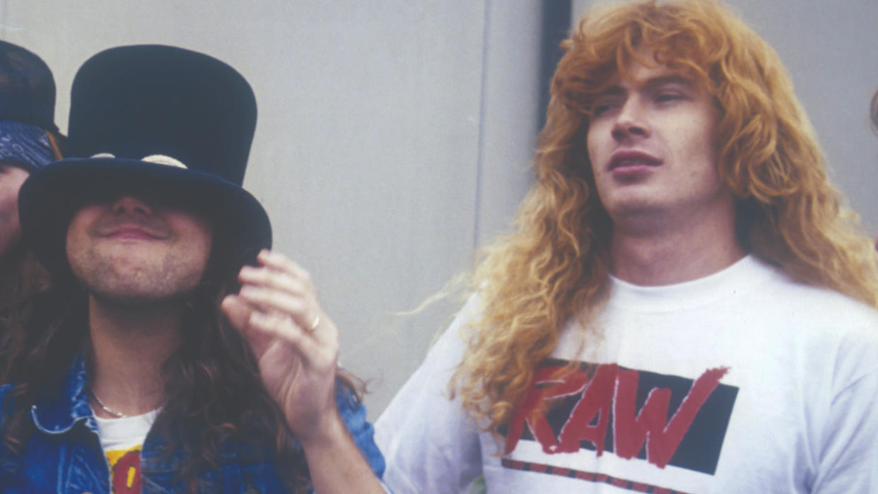  Dave Mustaine and Lars Ulrich goofing around at Donington in 1988. 