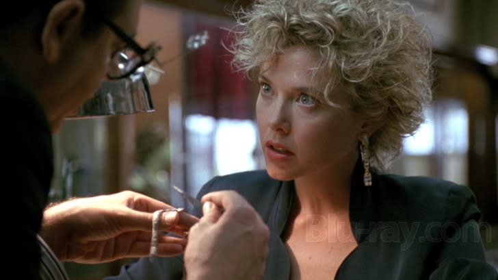 Annette Bening in <em>The Grifters</em>. (Miramax)