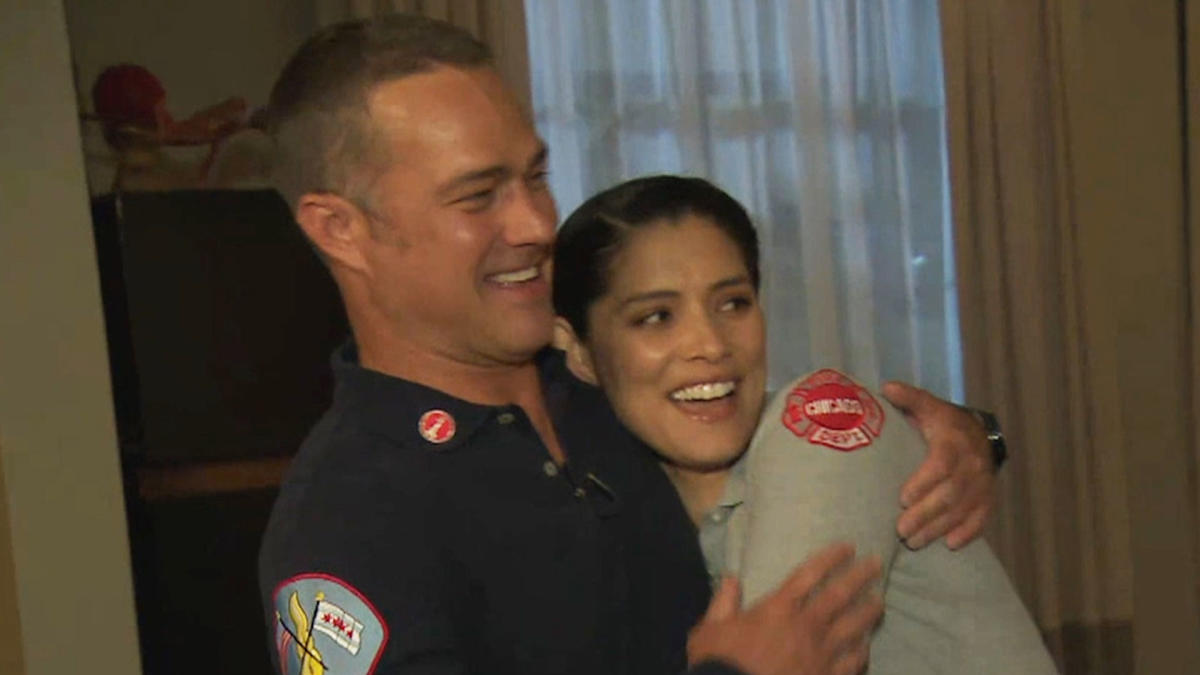 Chicago Fire Taylor Kinney Plants Kiss On Miranda Rae Mayos Cheek