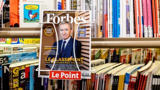 TIMES NOW - The net worth of Bernard Arnault, the founder of luxury brand  LVMH Moët Hennessy – Louis Vuitton and the world's richest person, surged  to USD 210 billion, a record