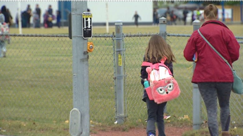 'Everybody gets butterflies': Thousands of students, teachers return to school in Calgary