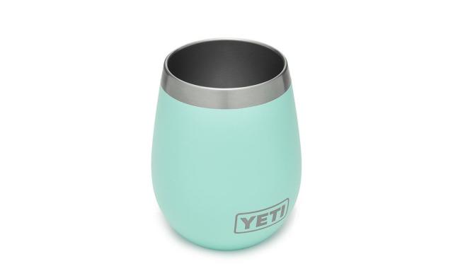 This popular Yeti mug was just restocked in new colours for fall — shop  before it sells out