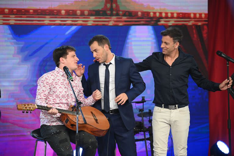 Fernando Dente junto a Nahuel Pennisi y Martín Bossi, platos fuertes en el debut del programa