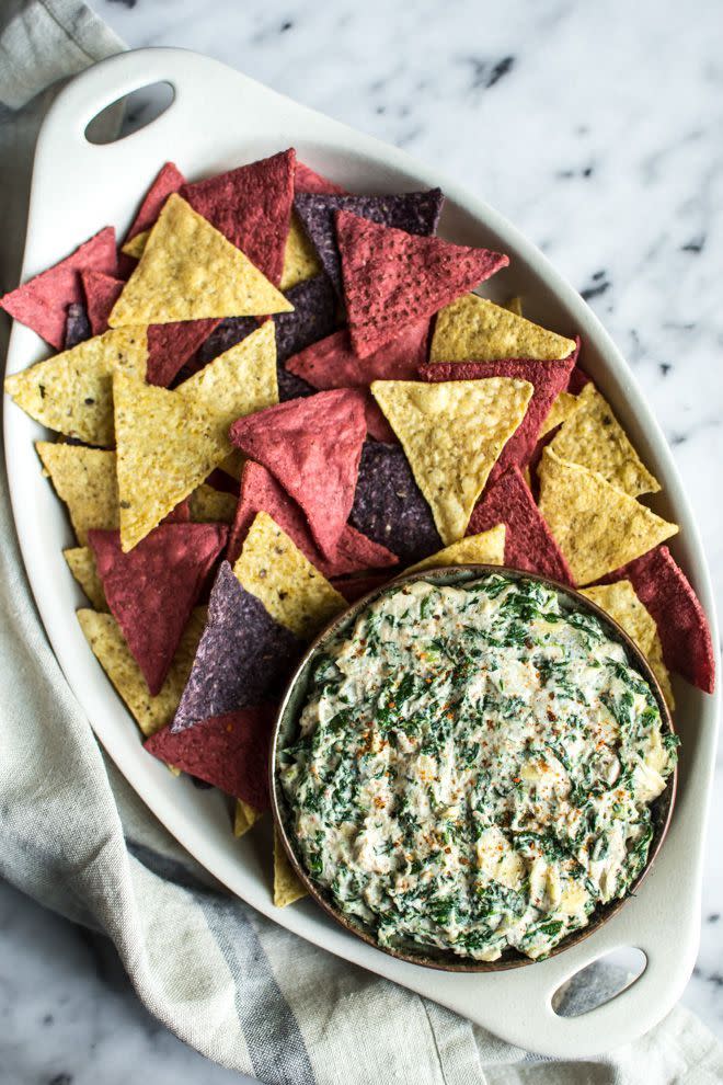 Spicy Vegan Spinach and Artichoke Dip