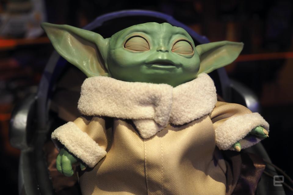 Baby Yoda Animatronic