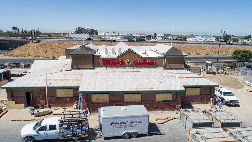 A new Texas Roadhouse restaurant on Countryside Drive will open in by mid-October 2022. Photographed in Turlock, Calif., on August 23, 2022.
