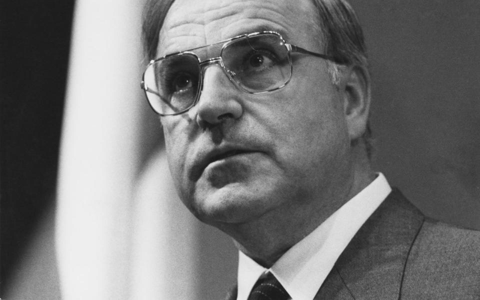 Helmut Kohl (1982-1998)