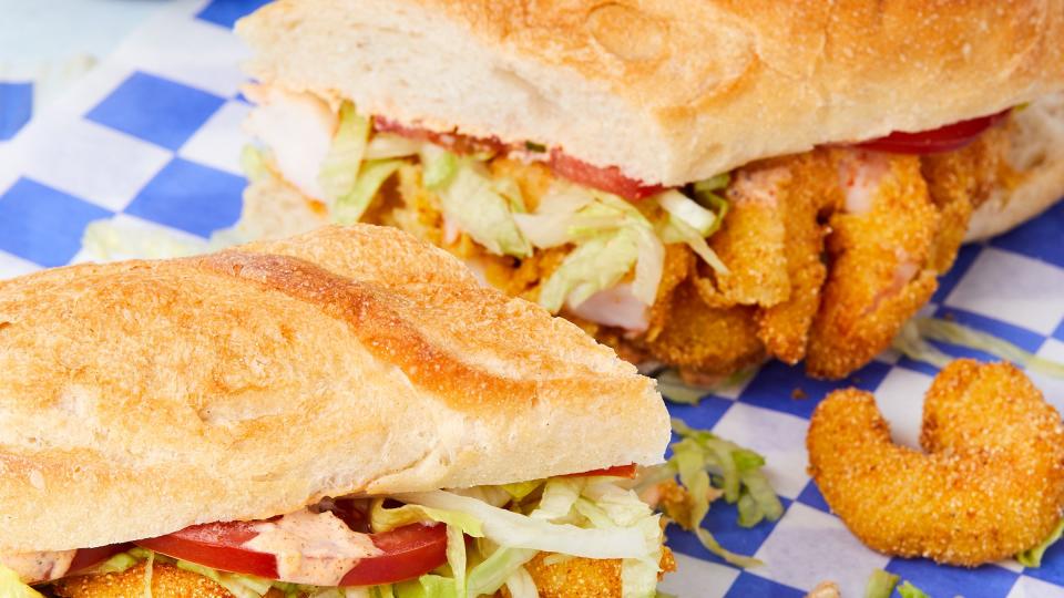 shrimp po boy sandwich