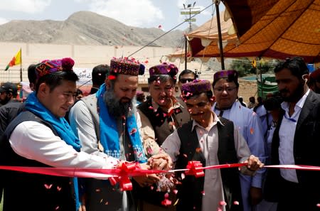 The Wider Image: "Under Siege": Fear and defiance mark life for Pakistan's Hazaras