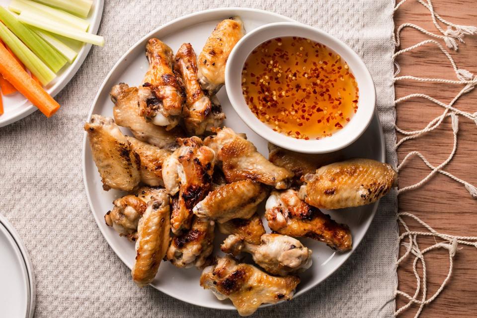 Thai-Style Broiled Chicken Wings with Hot-and-Sour Sauce