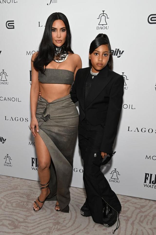 Celebrity Moms Who Appeared At Fashion Week: Kim Kardashian and More –  SheKnows