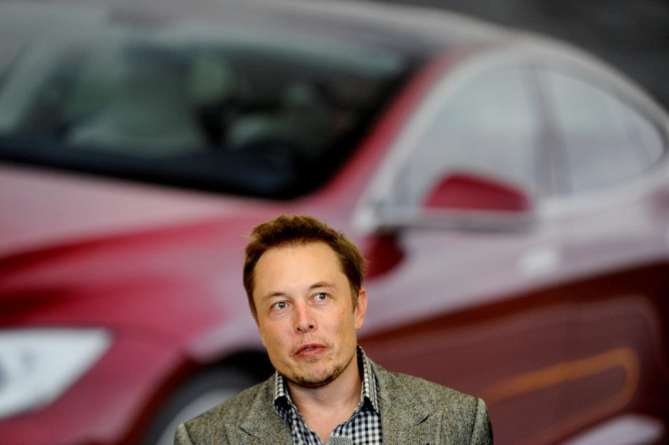 FILE PHOTO: Tesla Chief Executive Office Elon Musk speaks at his company’s factory in Fremont, California, U.S., June 22, 2012. REUTERS/Noah Berger/File Photo