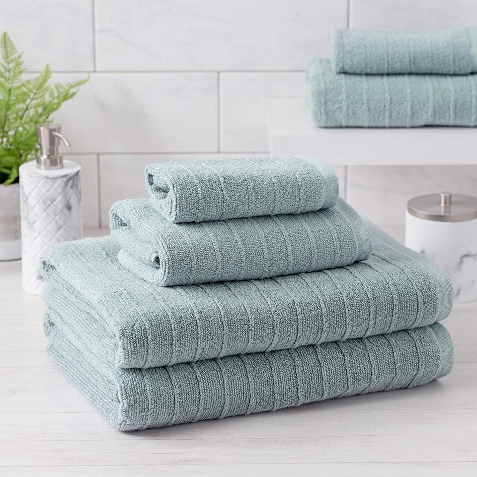 Welhome towels in Mineral (Photo: Amazon)