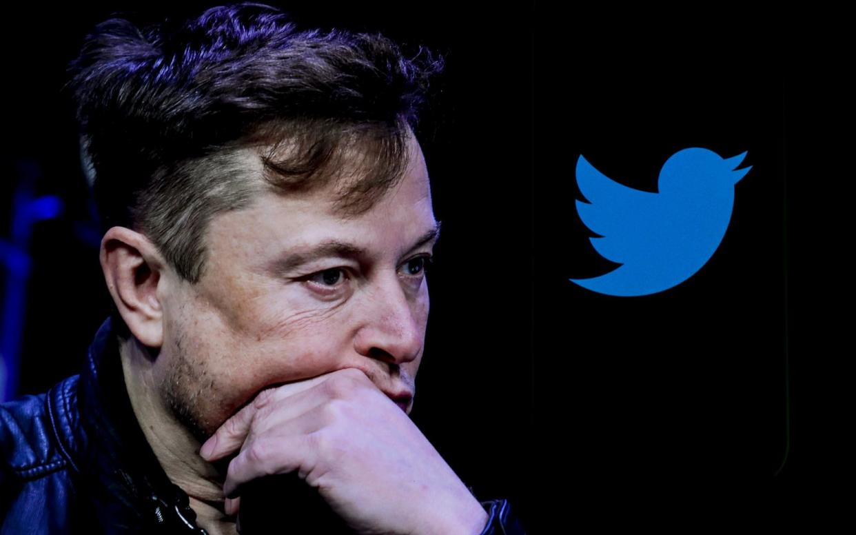 Seit seiner Twitter-Übernahme hat das Ansehen von Elon Musk  stark gelitten. Wer ist der Mensch hinter all den Schlagzeilen? - Der ZDFinfo-Film "The True Story of Elon Musk" versucht sich intensiv an einer Ergründung. (Bild: 2022 Anadolu Agency/Anadolu Agency)