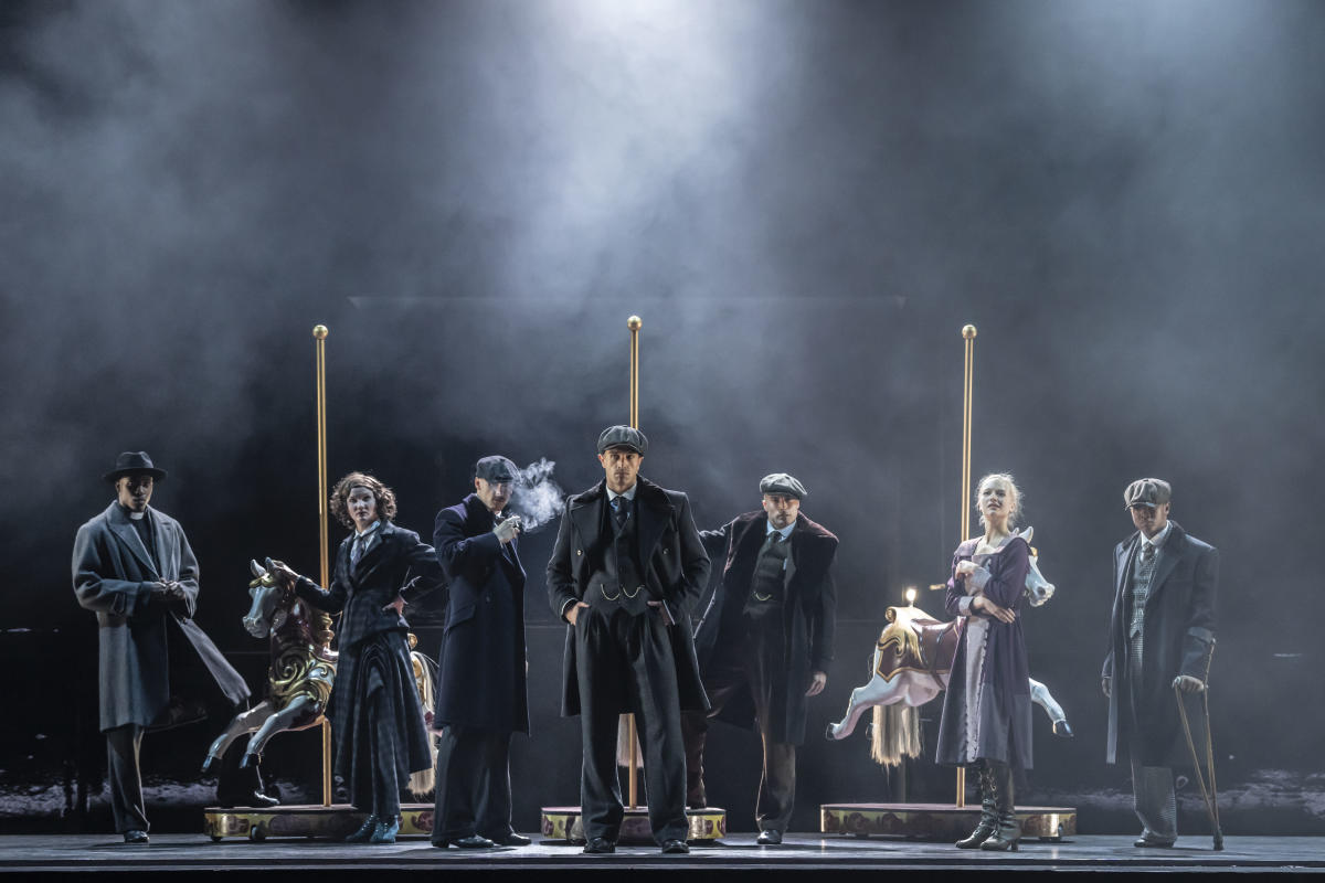 Peaky Blinders stage show to open at Birmingham theatre - BBC News