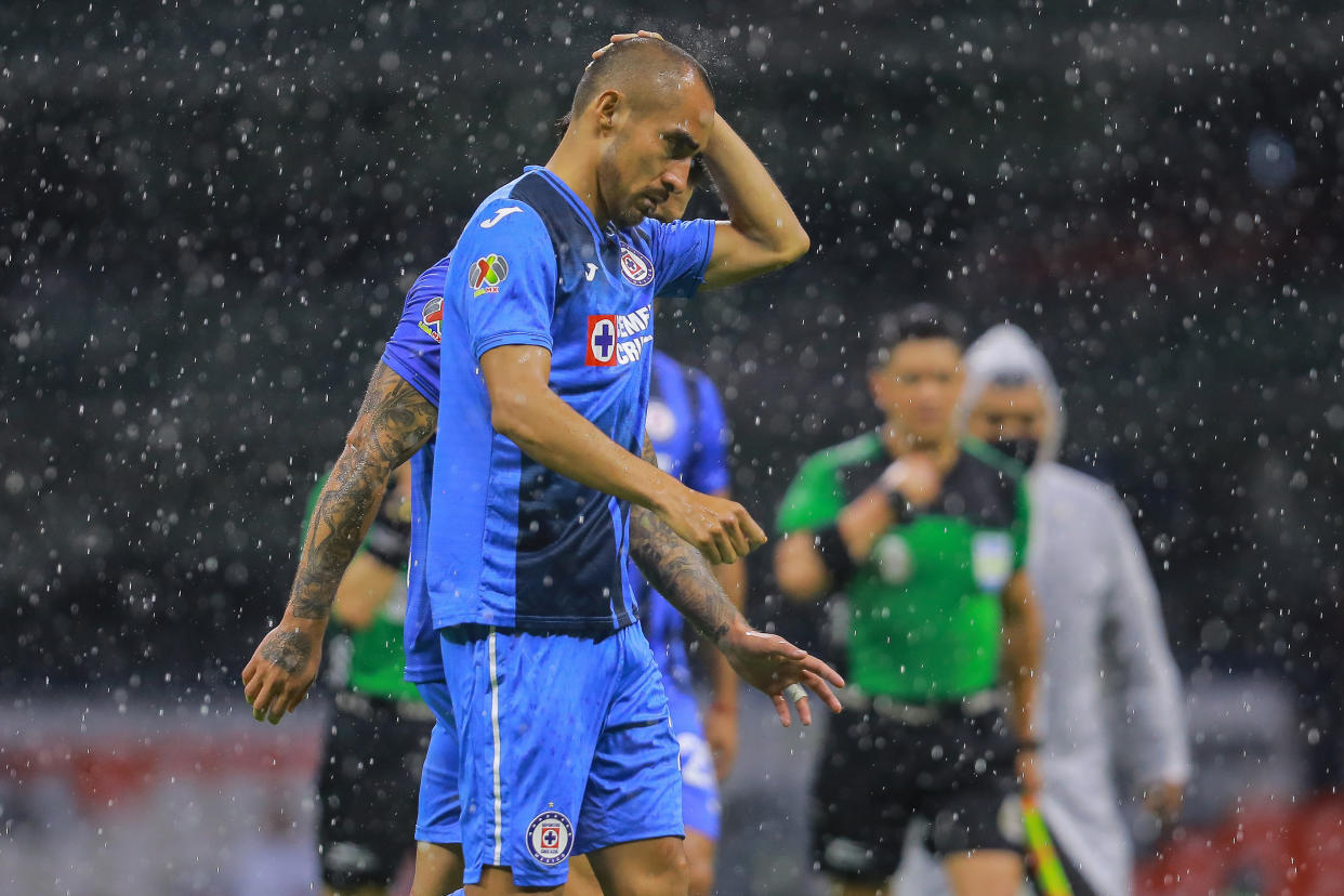 Rafael Baca ha perdido el respaldo de la afición de Cruz Azul. (Foto: Manuel Velasquez/Getty Images)