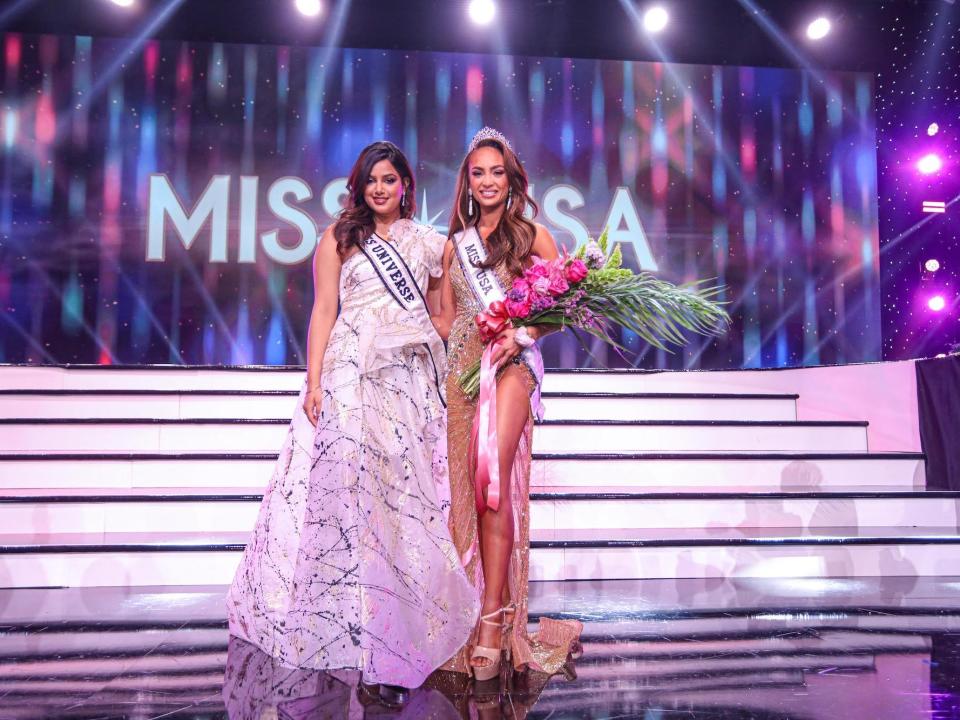 Miss USA R'Bonney Gabriel and Miss Universe Harnaaz Sandhu